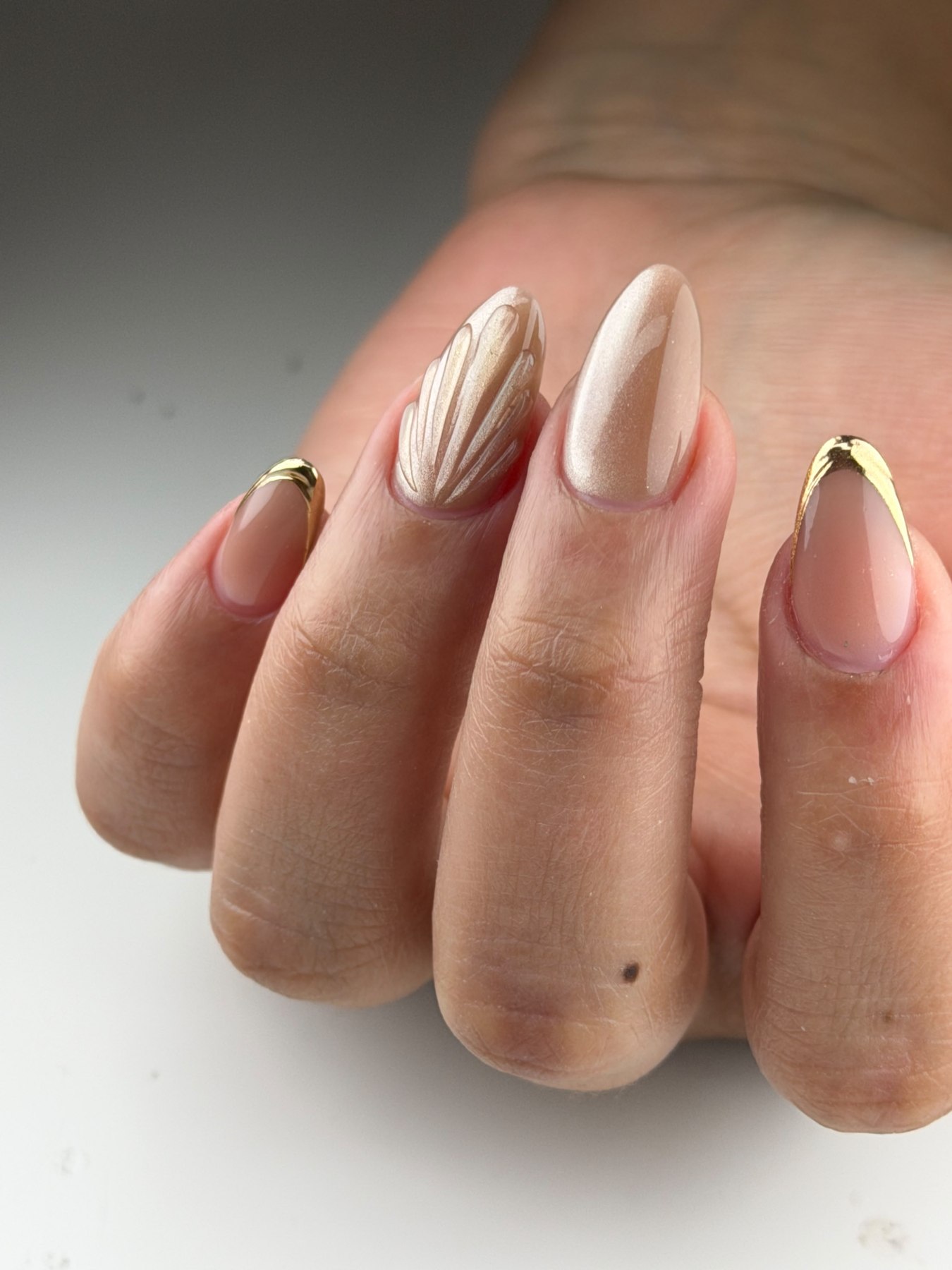 Uñas de gel — trabajo realizado en MUSE Studio