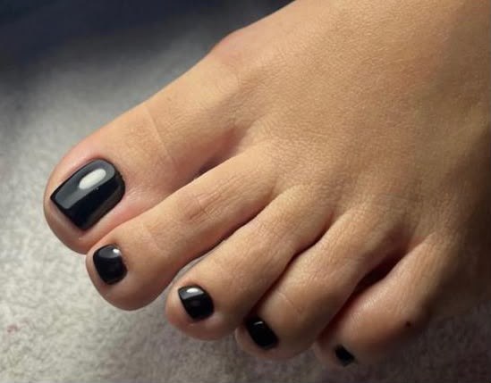Pedicura rusa — trabajo realizado en MUSE Studio